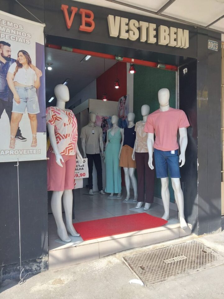 Passo Ponto Loja de Roupas Tradicional no Padre Eustáquio Porteira Fechad
