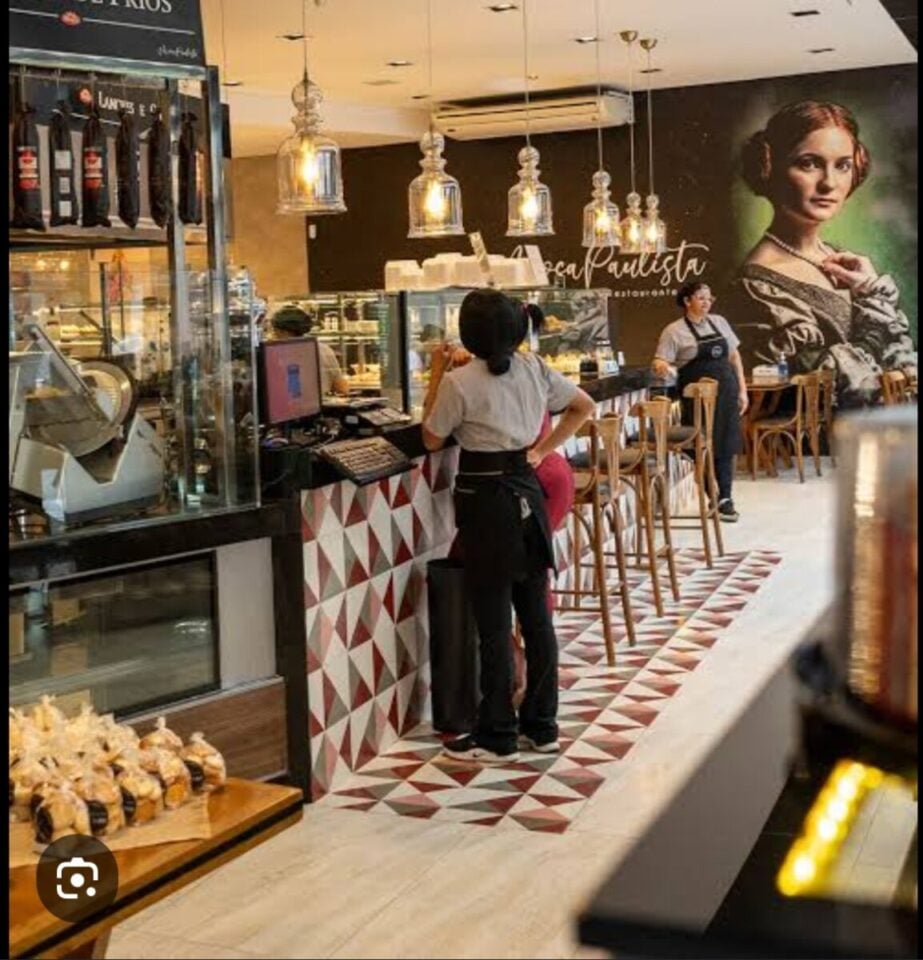 PADARIA E CONFEITARIA TRADICIONAL EXCELENTE OPORTUNIDADE DE INVESTIMENTO