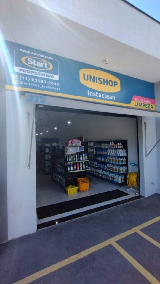 LOJA DE PRODUTOS DE LIMPEZA EM PLENA OPERAÇÃO
