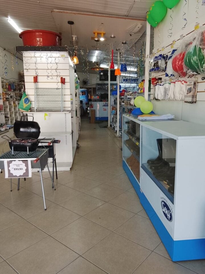 COMÉRCIO DE MATERIAIS DE CONSTRUÇÃO COM ESTRUTURA COMPLETA E OPERACIONAL EM