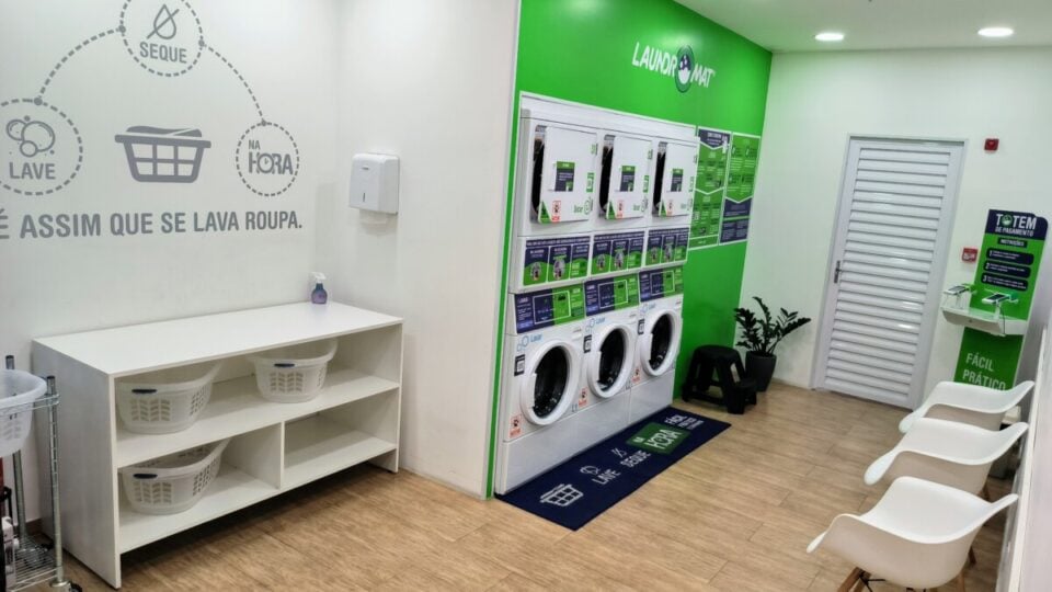 Lavanderia Auto Serviço Laundromat