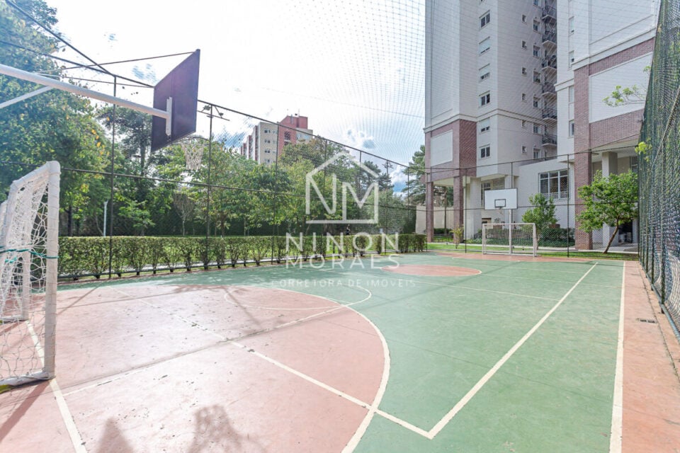 APARTAMENTO EM CONDOMÍNIO CLUBE, SACADA , 3 Q, 2 V NO PORTÃO/CURITIBA/ PR