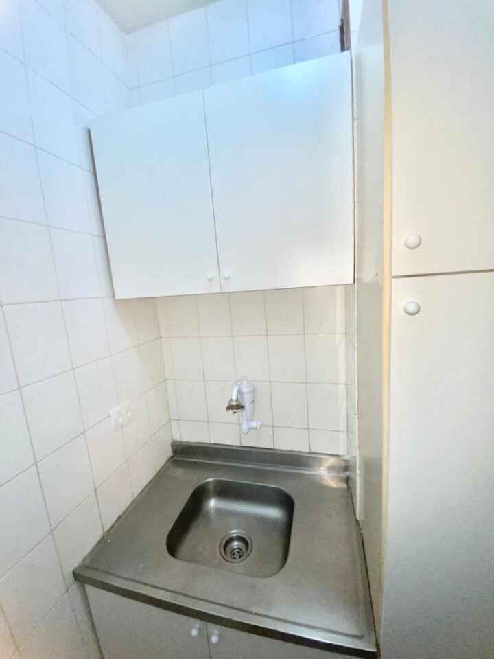 SALA COMERCIAL NO CENTRO DE CURITIBA 35 M² REFORMADA