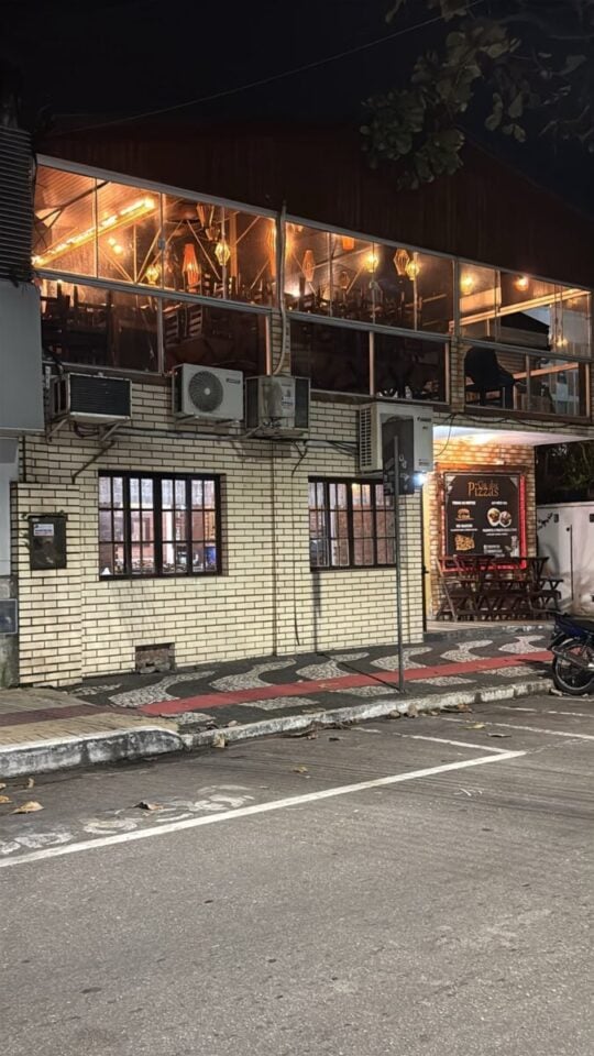 Passa-se ponto de pizzaria