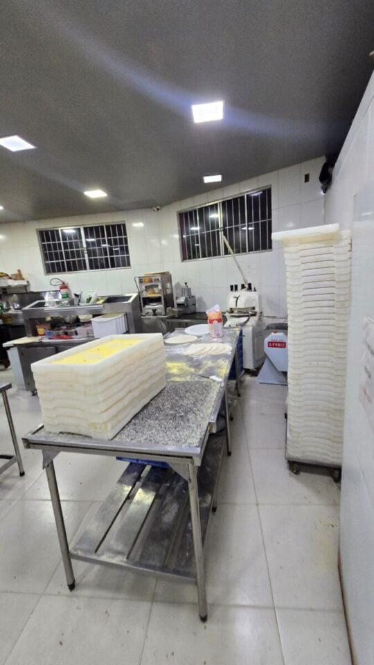 Vende-se Pizzaria  Dark Kitchen com Faturamento de R185 mil Com Energia S
