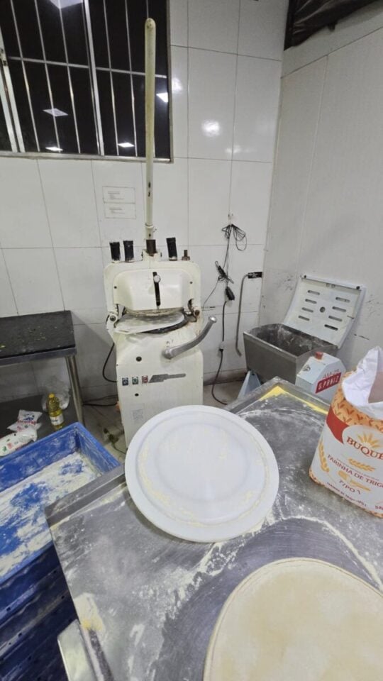 Vende-se Pizzaria  Dark Kitchen com Faturamento de R185 mil Com Energia S