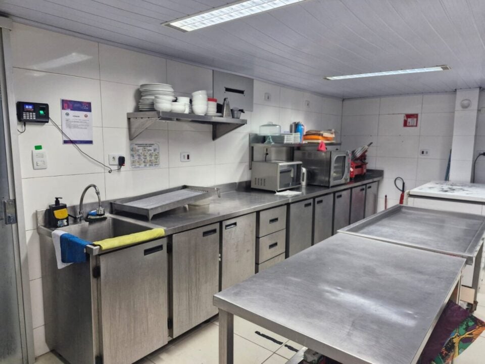 EXCELENTE OPORTUNIDADE – OPERAÇÃO EM PRAÇA DE ALIMENTAÇÃO FACULDADE NA Z/L