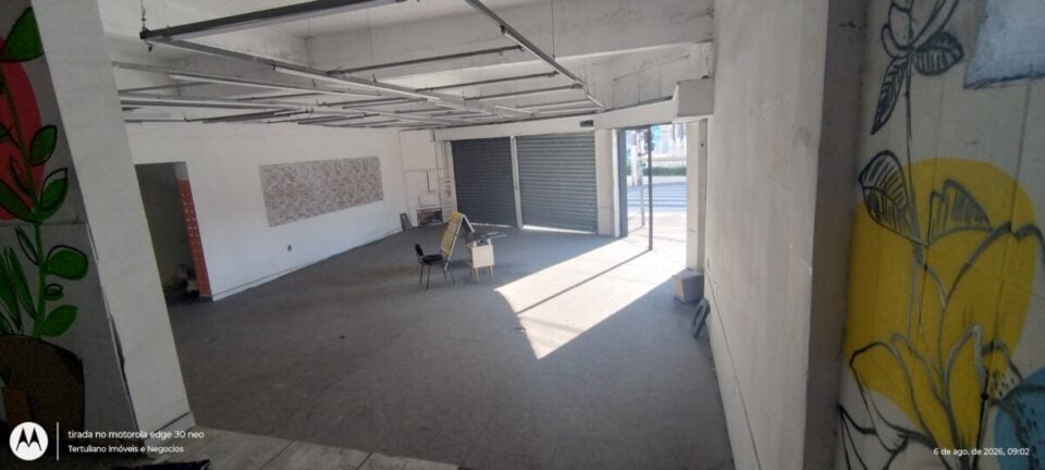 Aluga imóvel comercial