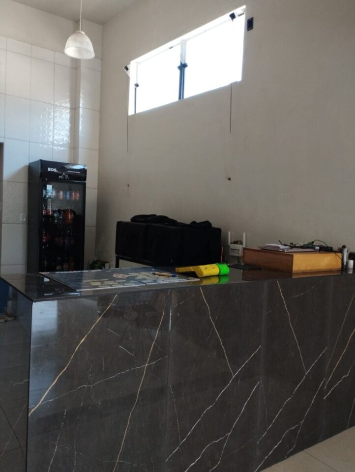 OPORTUNIDADE ÚNICA — PIZZARIA COMPLETA E CONSOLIDADA À VENDA