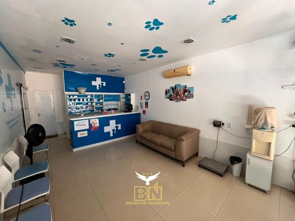 VENDO CLÍNICA VETERINÁRIA C/ LOJA DE PRODUTOS PET – 3045