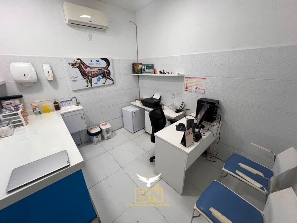 VENDO CLÍNICA VETERINÁRIA C/ LOJA DE PRODUTOS PET – 3045