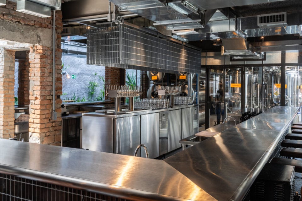 FABRICA DE CERVEJAS / CERVEJARIA ZONA OESTE