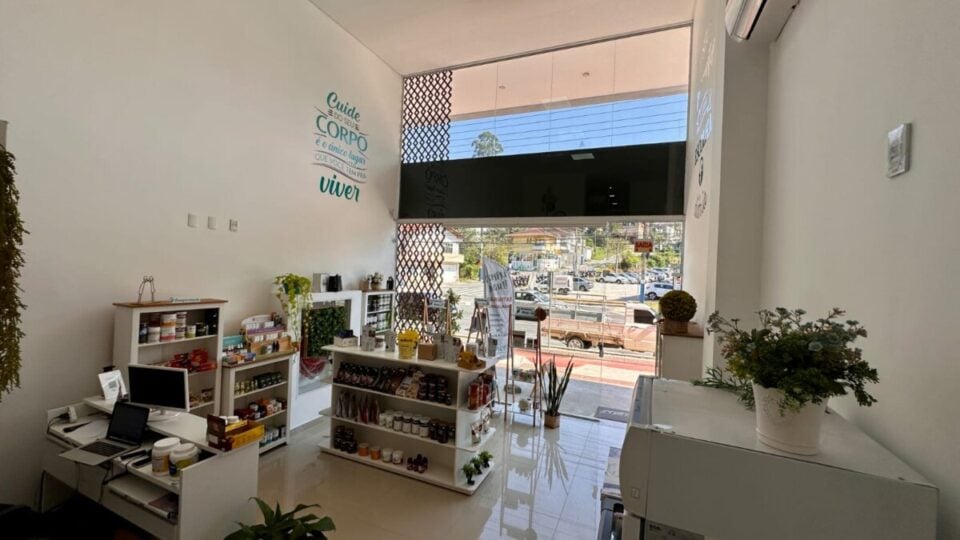 OPORTUNIDADE PREMIUM COMÉRCIO HÍBRIDO DE SUPLEMENTOS EM BALNEARIO CAMBURIU