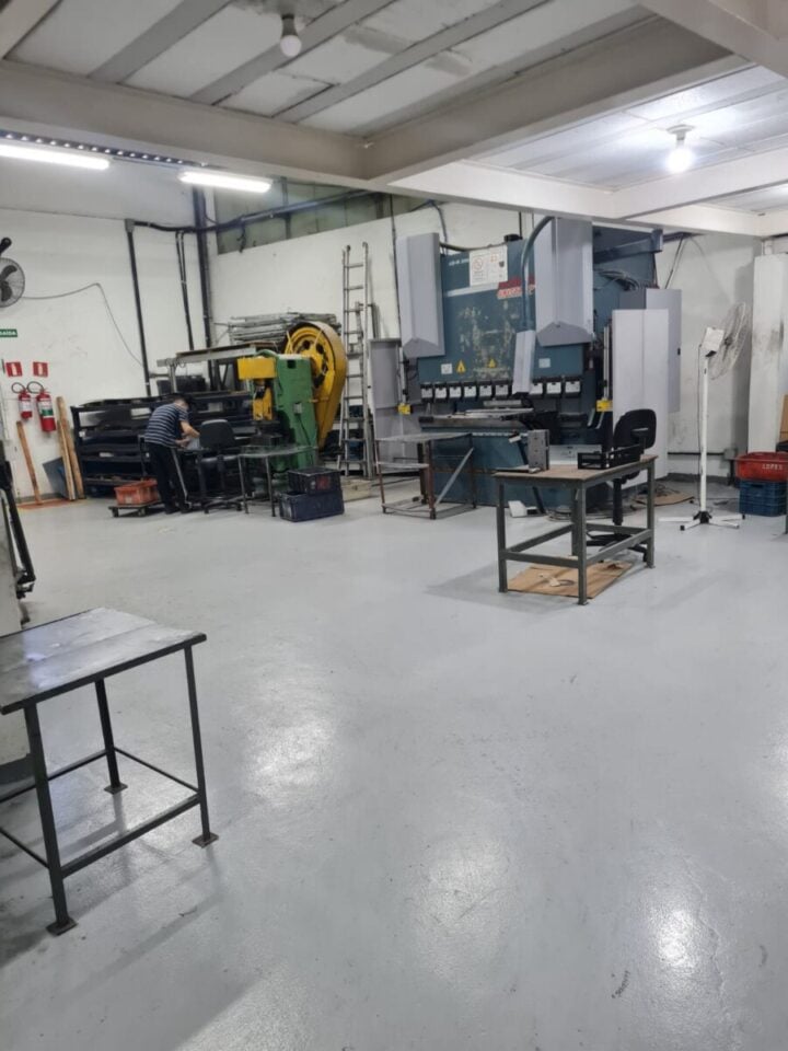 Metalúrgica e pintura eletrostática