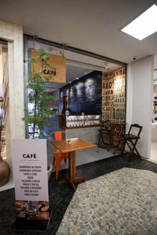 Cafeteria completa e pronta em Ipanema