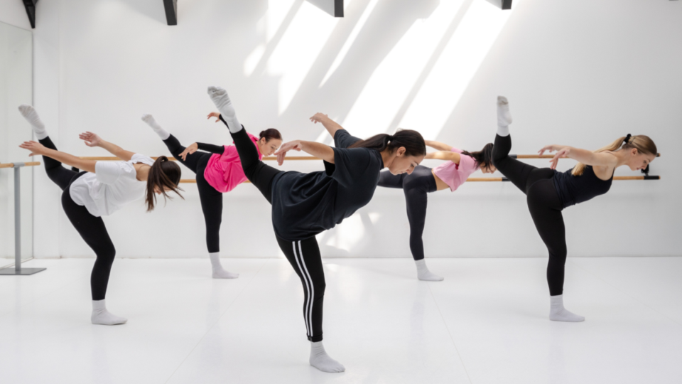 Escola de Dança Consolidada em Curitiba/PR à Venda