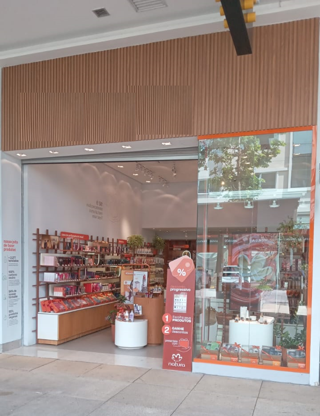 🚨 REPASSE FRANQUIA DE COSMÉTICOS EM COTIA  FAT MÉDIO R 138 MIL/MÊS