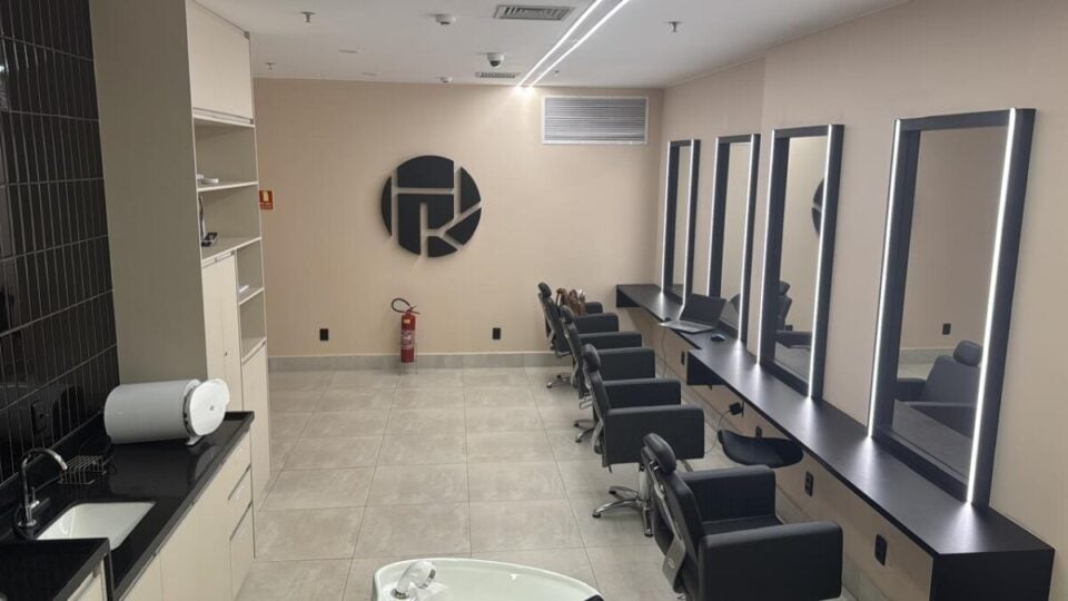 Salão de Beleza em Shopping – Studio HK, Pátio Brasil Brasília/DF